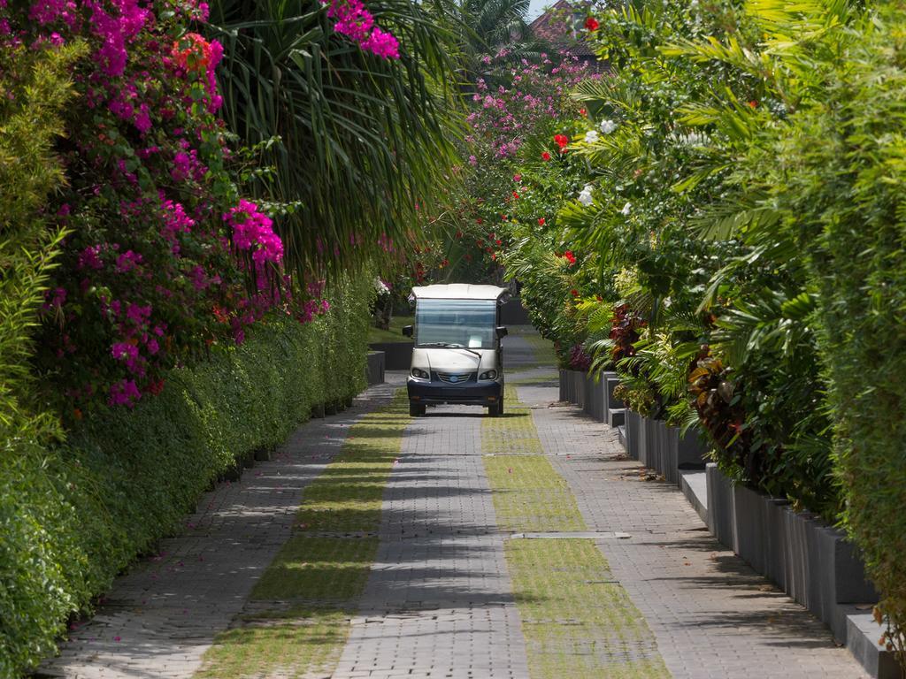 The Layar - Designer Villas And Spa, Chse Certified Seminyak Exteriör bild