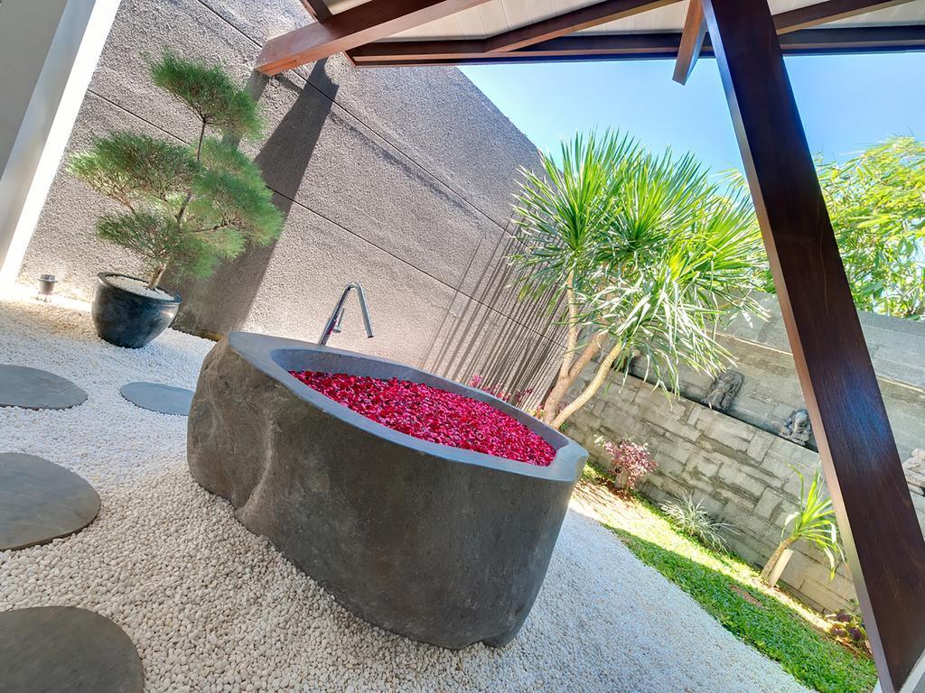 The Layar - Designer Villas And Spa, Chse Certified Seminyak Exteriör bild
