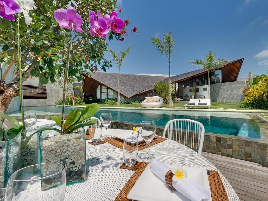 The Layar - Designer Villas And Spa, Chse Certified Seminyak Exteriör bild