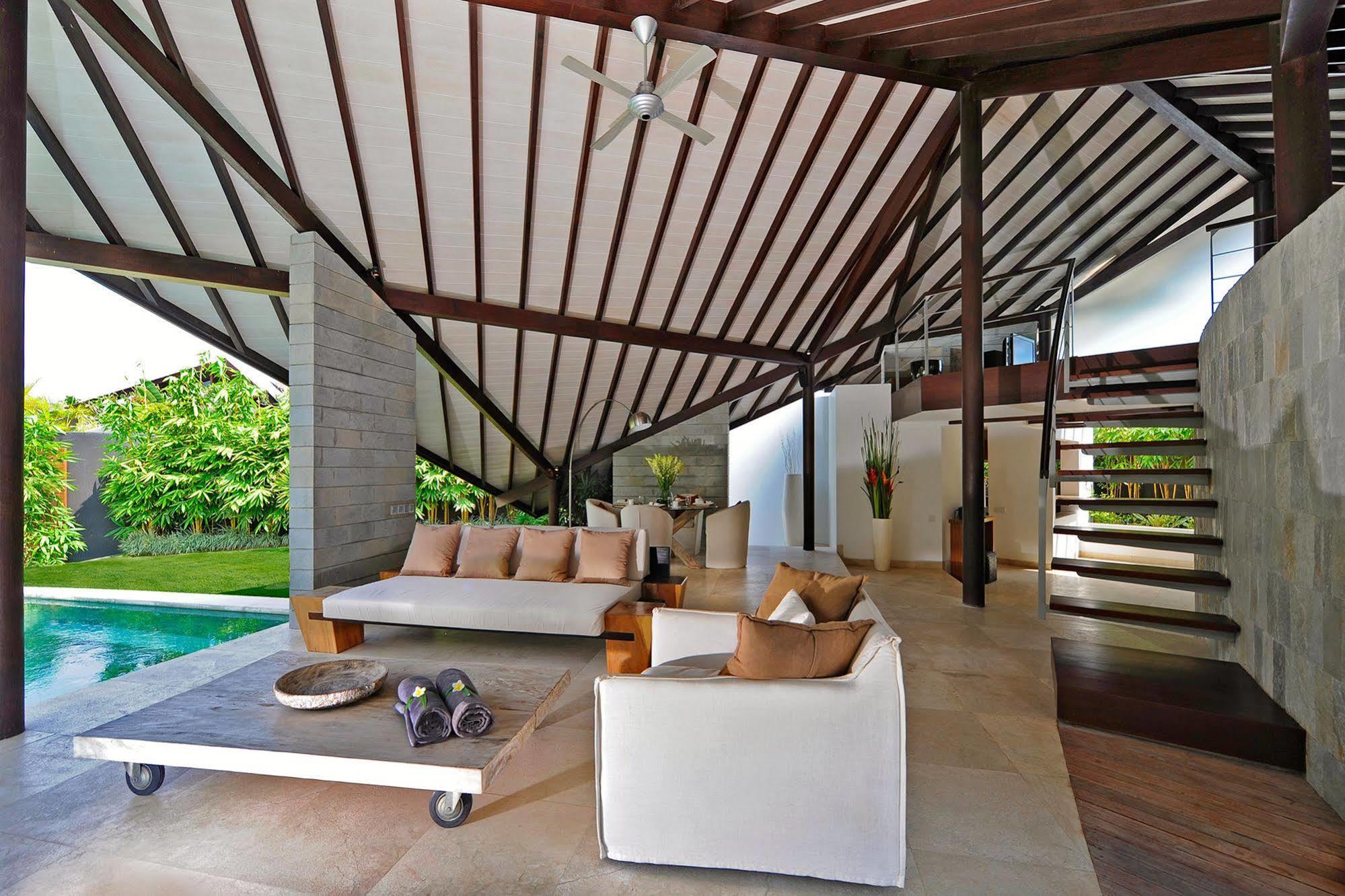 The Layar - Designer Villas And Spa, Chse Certified Seminyak Exteriör bild